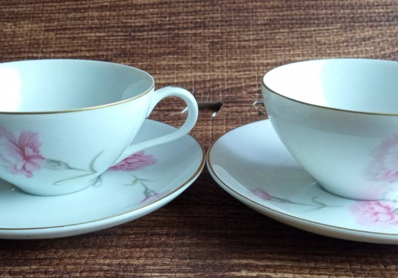 ROYAL COURT china CARNATION pttrn 2 Cups & 2 Saucers Carnation