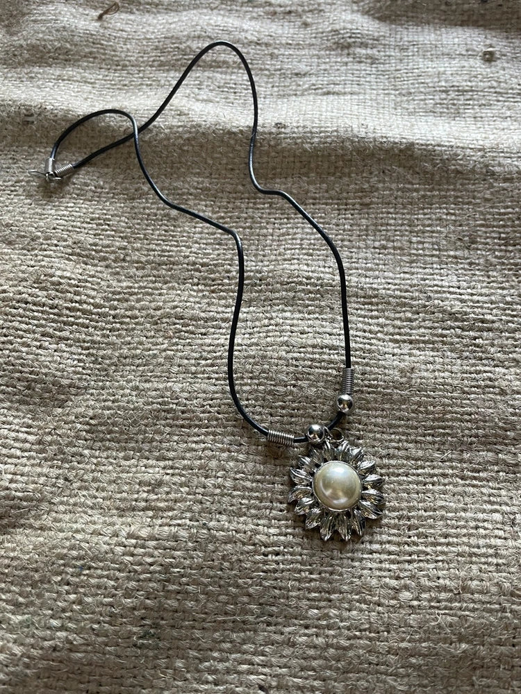 Faux Pearl Sunflower Pendant Necklace Sunflower
