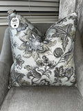 1-NWT CALLISTO HOME LINEN BLEND  JACOBEAN  DESIGN DECORATIVE PILLOW Hydrangea