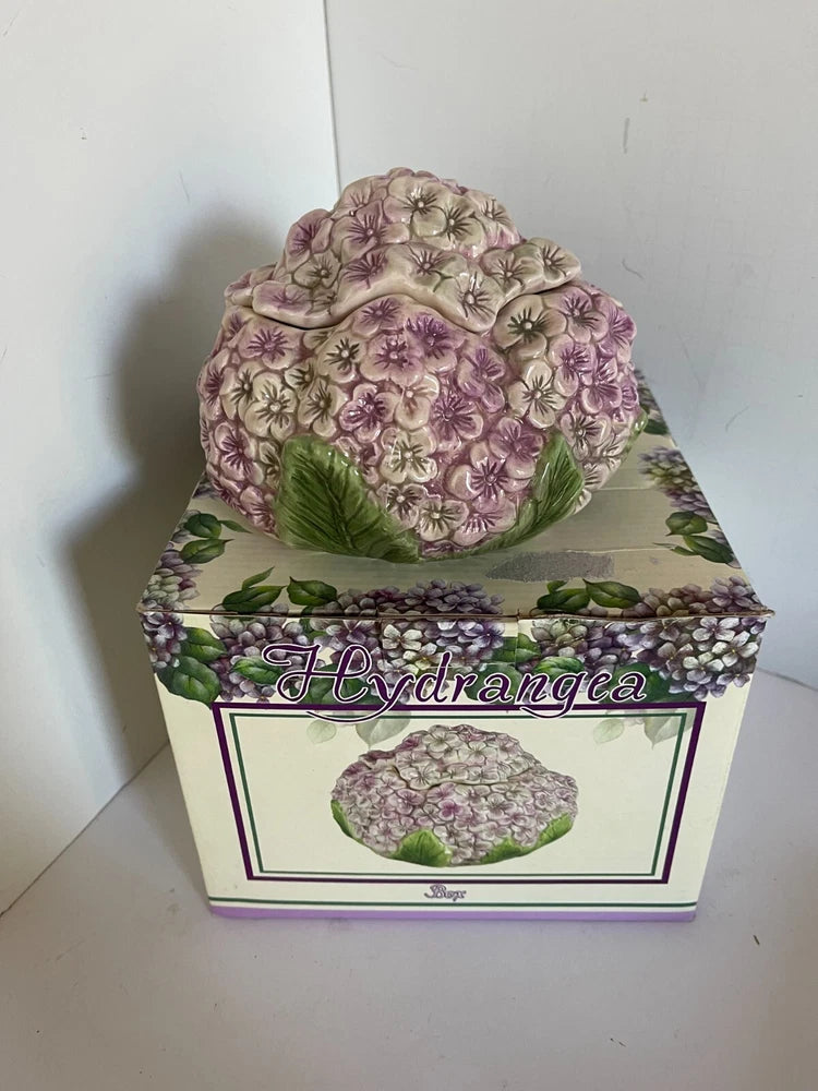 Hydrangea Flower Trinket box Covered Dish in Box Hydrangea