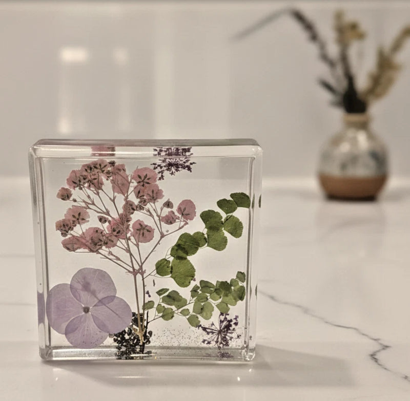 Unique Pressed Flower Resin Art - Eternal Bloom Floral Cube - Handmade Botanical Green Plant
