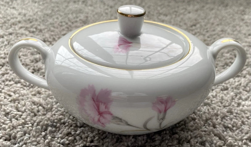 Royal Court Carnation Covered sugar Bowl Dish Fine China Flowers Gold Trim Carnation