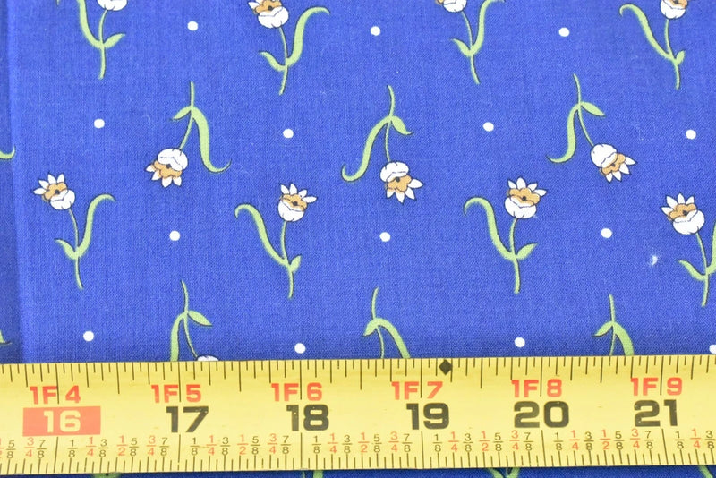 By 1/2 Yd, 35" Wide, Vintage 1940's-60's, Green & White Floral on Blue, V06 Flowering Plants