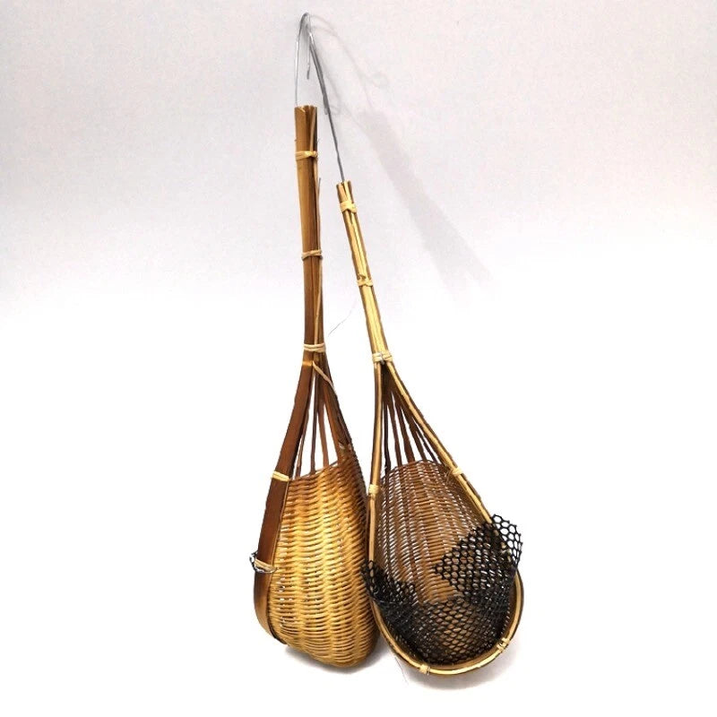 Hanging woven basket planter set with bamboo handles, tan and dark net design