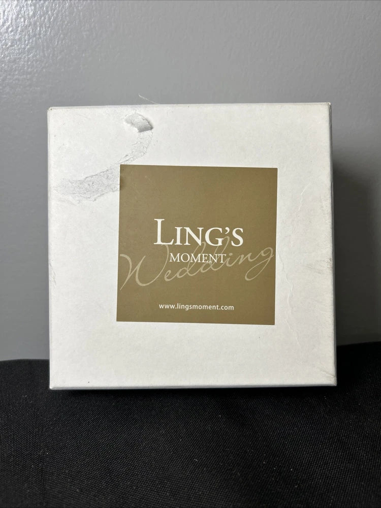 LingÕs Moment Corsage Bouquet