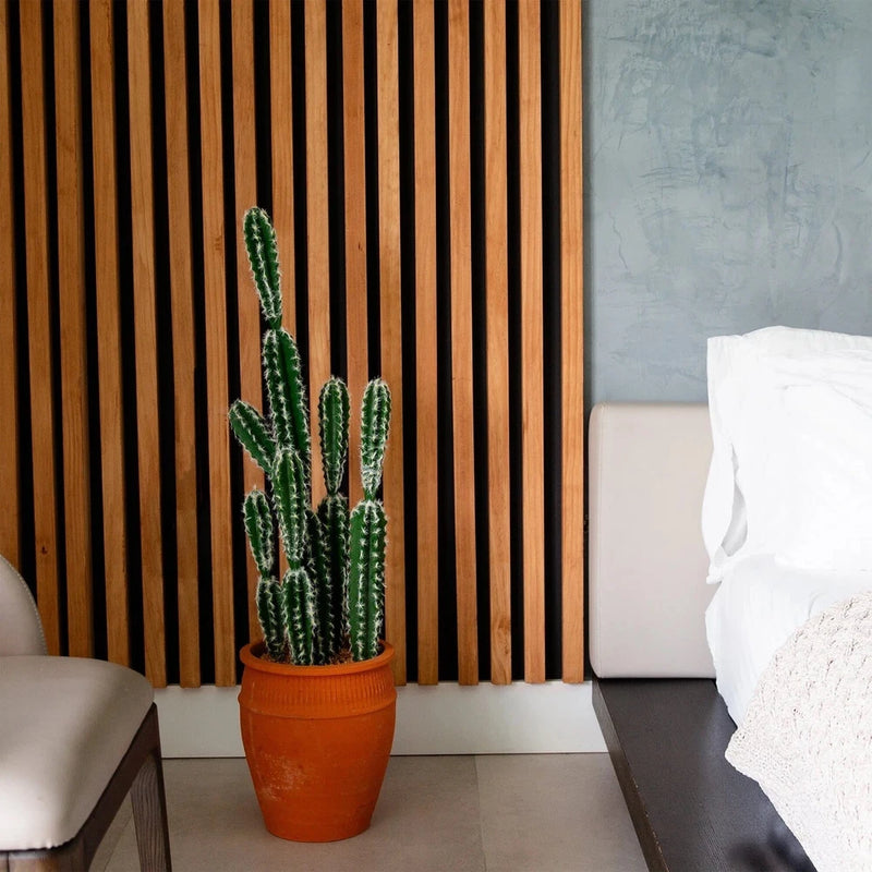41Ó Artificial Cactus in Terracotta Planter Home Decor. Retail $134 Flowering Plants