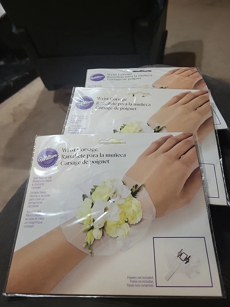 Wilton wrist corsage kit, set of 3, with white and green artificial flower wristlets