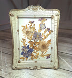 VTG Framed Pressed Dried Flowers Wall Art Decor Victorian Crackle Frame 4.5X5.75 Dried Flower