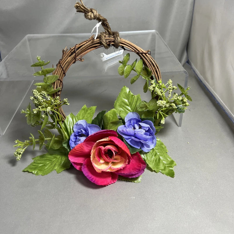 Romantic Valentine Spring Grapevine Flower Adorned Wreath 8Ó Approx Pink Purple Ranunculus